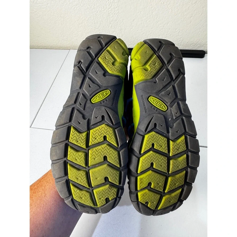 Keen Seacamp II CNX Kids Size 2‎ Sandals Blue Black Green Sport Water Shoes
